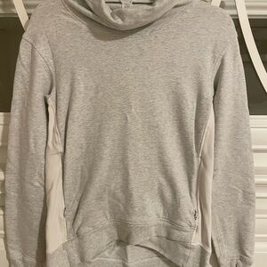 lululemon athletica Gray pullover size 4